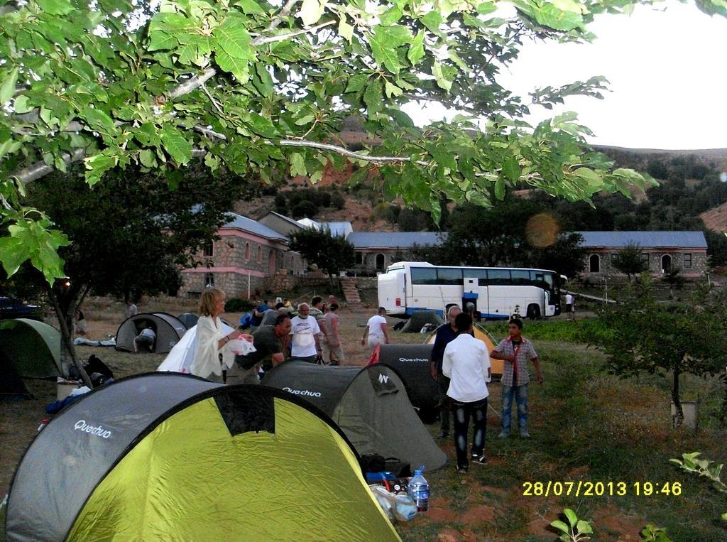 Nemrut Kervansaray Hotel Karadut  Exterior foto