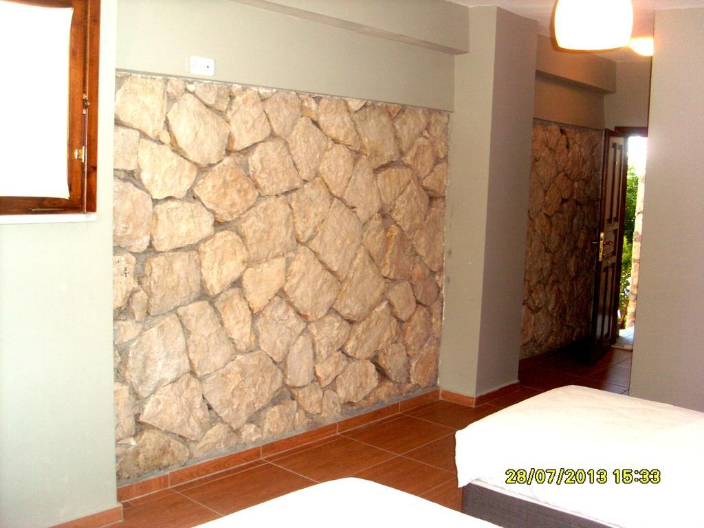 Nemrut Kervansaray Hotel Karadut  Zimmer foto